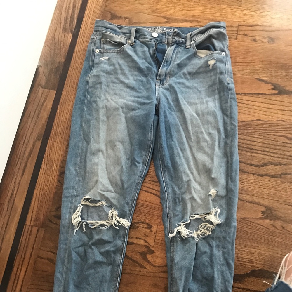 American eagle denim ripped  jeans!